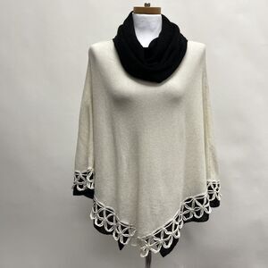 Peru Etnico Poncho Cowl Neck Sweater One Size 100% Baby Alpaca Off-white Black